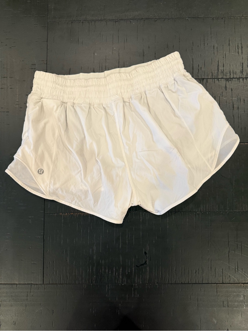 Lululemon Hotty Hot HR Shorts 2.5 - Picture 2 of 4